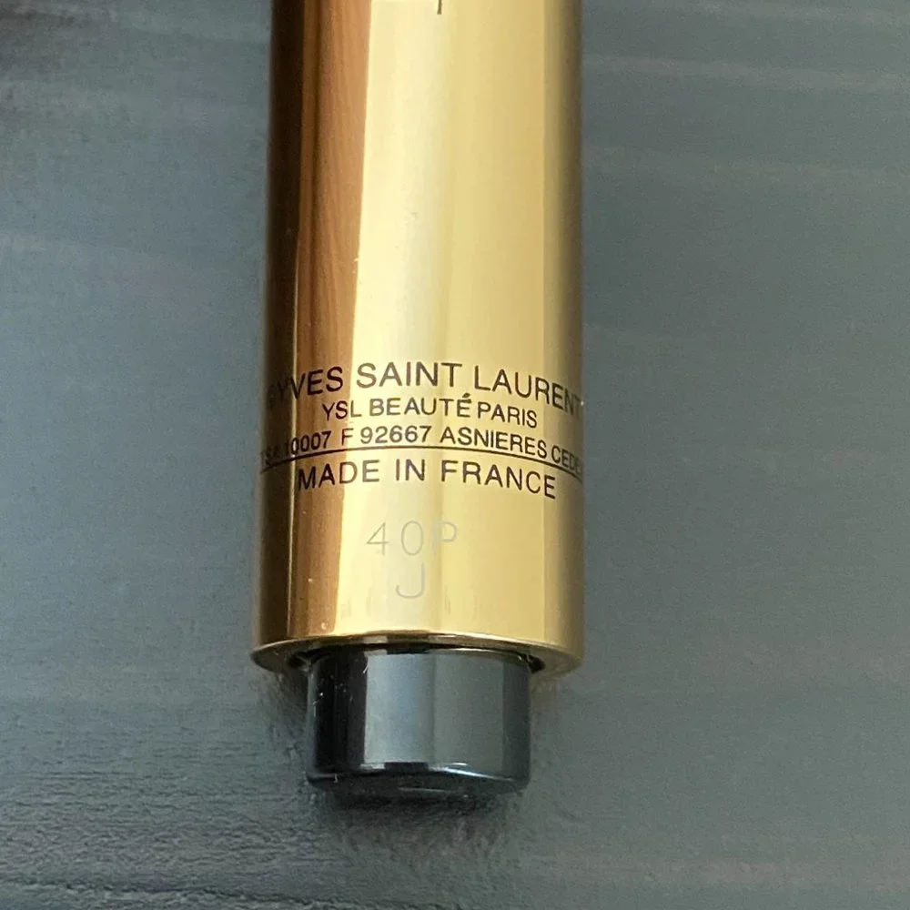 YSL Touche Éclat Brightening Pen Luminous Radiance